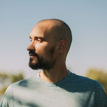 bald man for medical marijuana